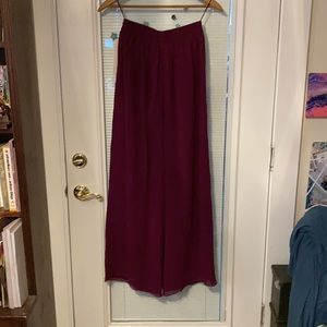 Niteline Della Roufogali 100% silk berry flowing pants Woman’s 8